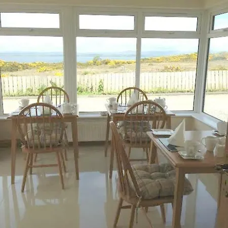 Atlantic Breeze Bed & Breakfast 3*
