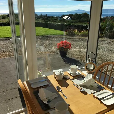 Atlantic Breeze Bed & Breakfast *