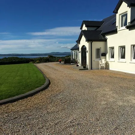 Atlantic Breeze Bed & Breakfast 3*