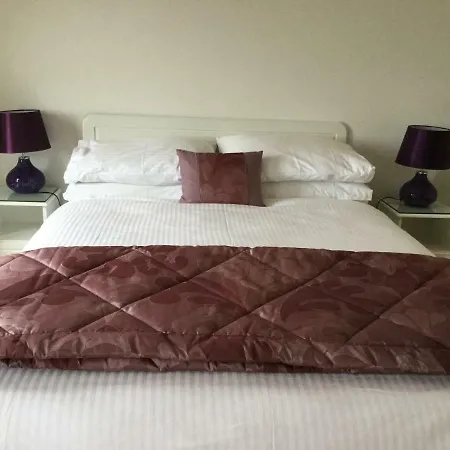 Atlantic Breeze Bed & Breakfast