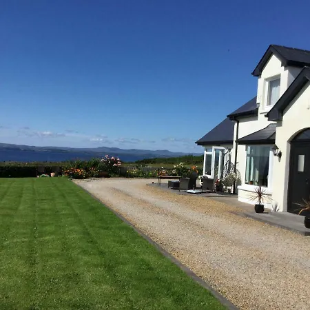 Atlantic Breeze Bed & Breakfast